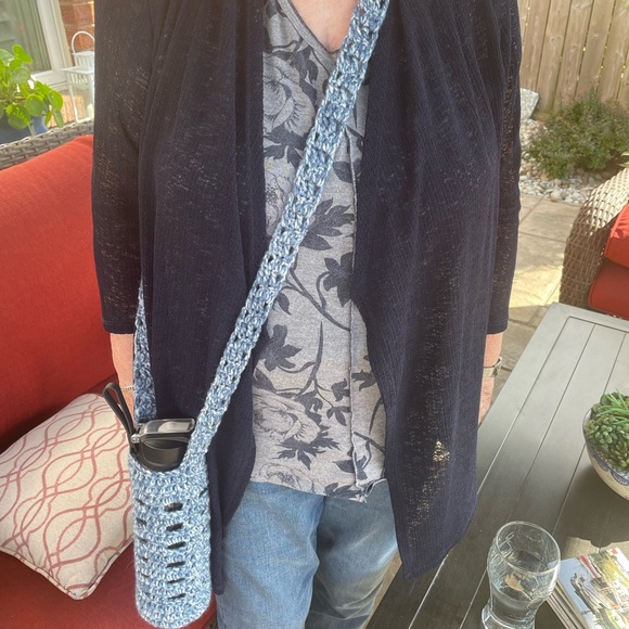 Handmade Water Bottle Carrier. Cross body for extra convenience while walking. - Picture 2 of 10